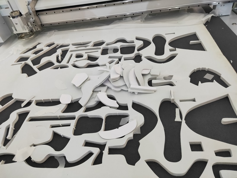皮革切割機